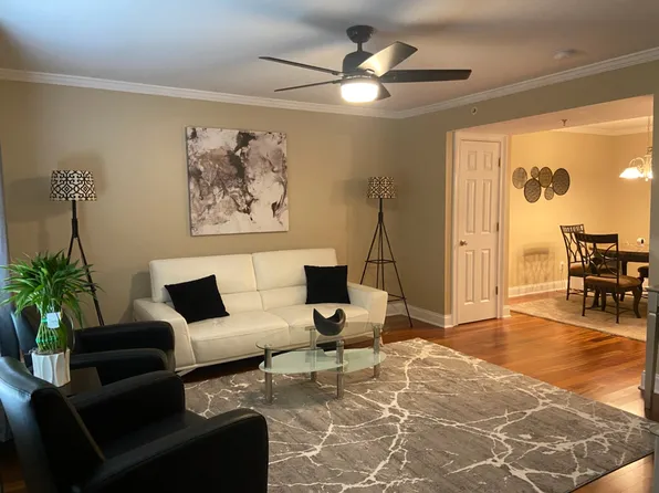 21 Villa Ct SE, Smyrna, GA 30080