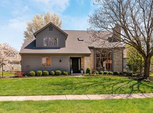 6748 Lakeside Cir W, Columbus, OH 43085