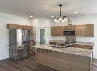 729 E Clarion Dr, Pueblo, CO 81007