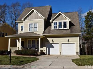 304 Edgepine Dr, Holly Springs, NC 27540