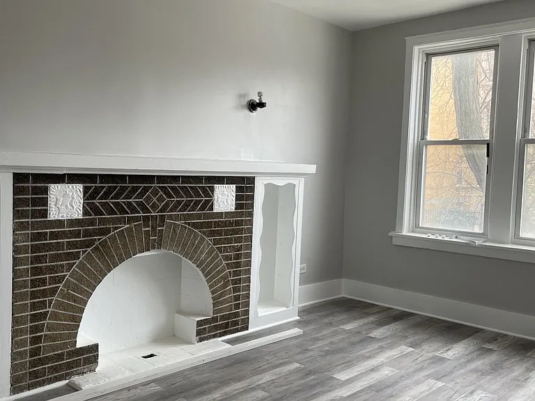 5520 W North Ave — Photo 6