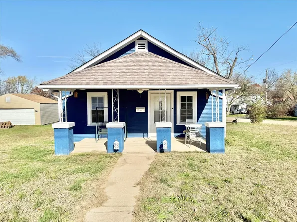 312 Lewis St, Park Hills, MO 63601