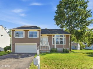 2 Honey Locust Lane, Howell, NJ 07731