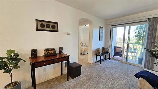 5252 Orange Ave — Photo 10