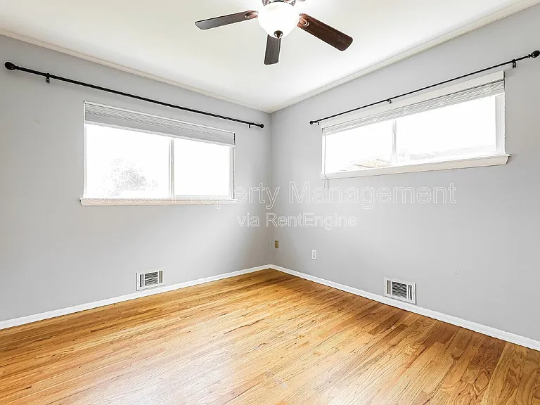 1611 S Julian Way — Photo 8