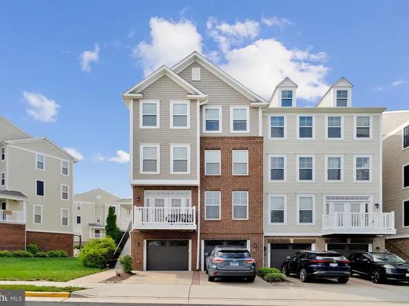 42203 Shorecrest Ter, Aldie, VA 20105