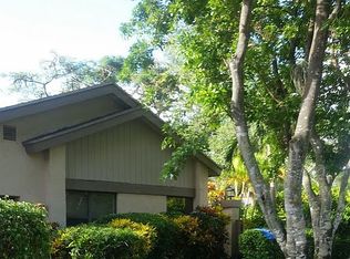2252 Seagrape Cir, COCONUT CREEK, FL 33066