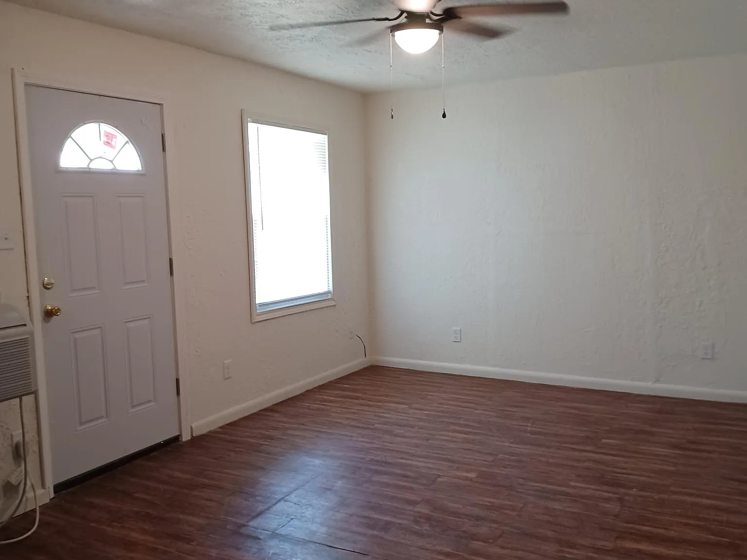 1410 NW Taylor Ave — Photo 2