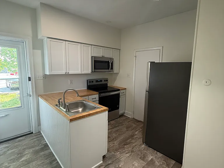 518 Main St — Photo 5