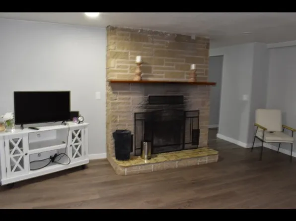 210 E 14th Ave #B, Kennewick, WA 99337