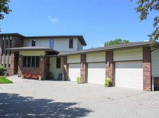326 S 11th St, Albion, NE 68620
