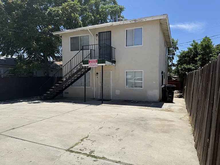 117 Woodrow Ave #B — Photo 8