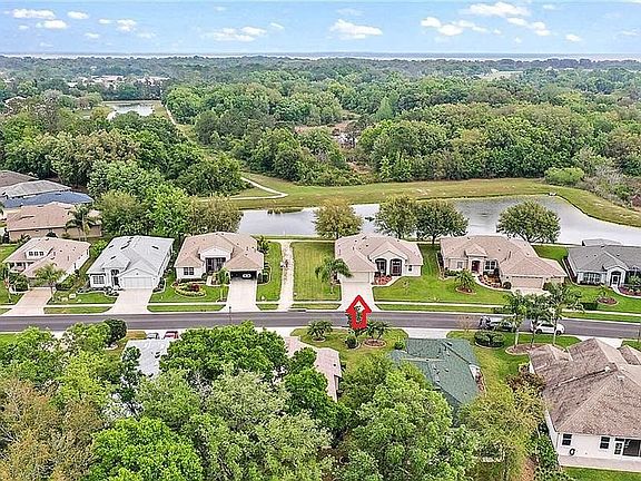 2nd image of 27530 Discover Ct