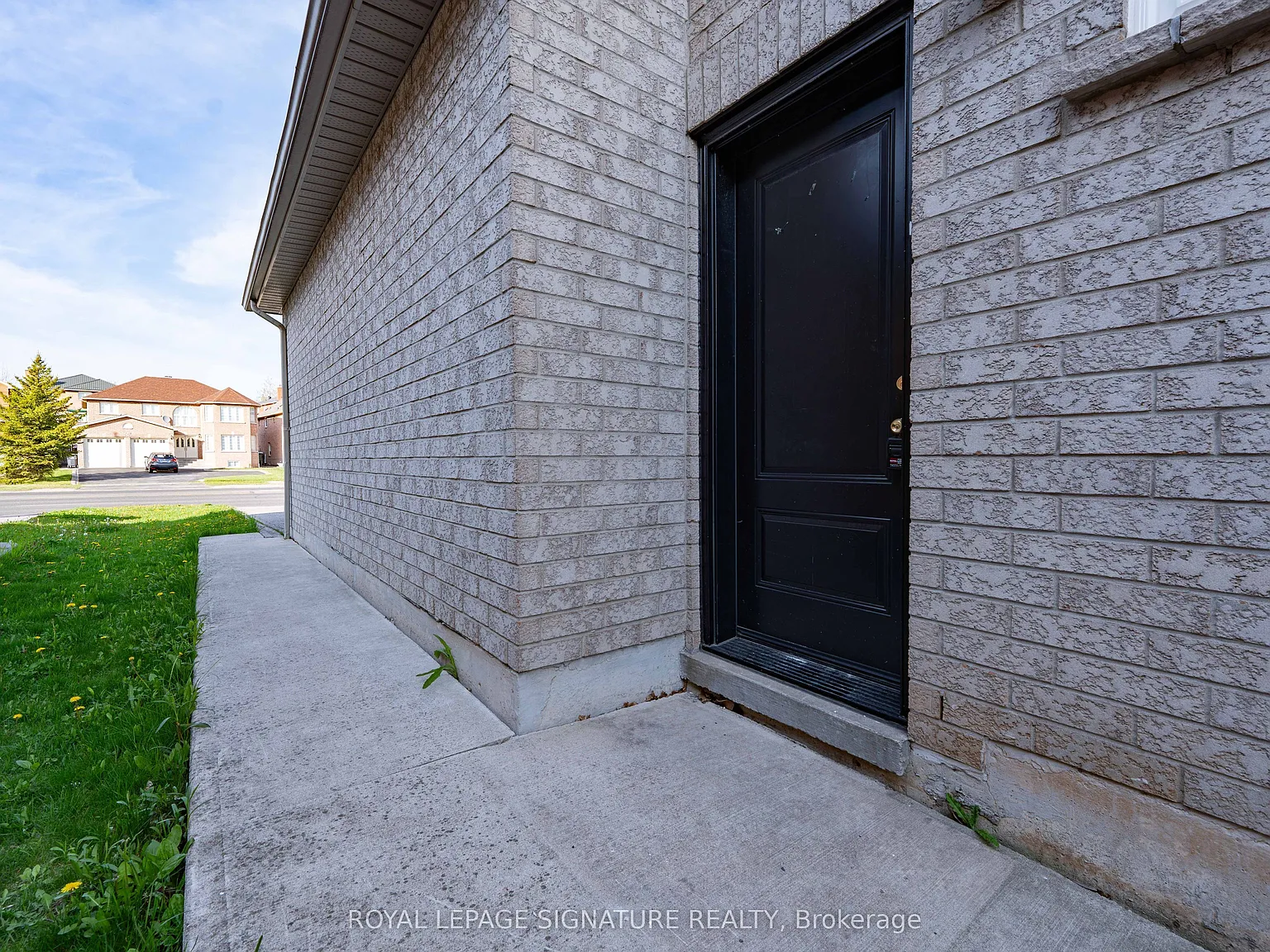 2 bed, $2,400 — Photo 3