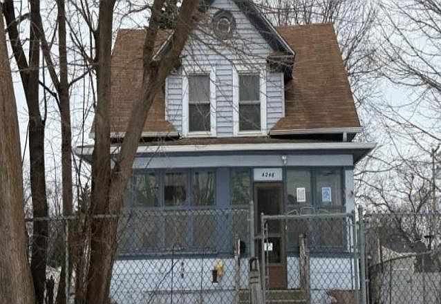 1st image of 4246 32nd Ave S