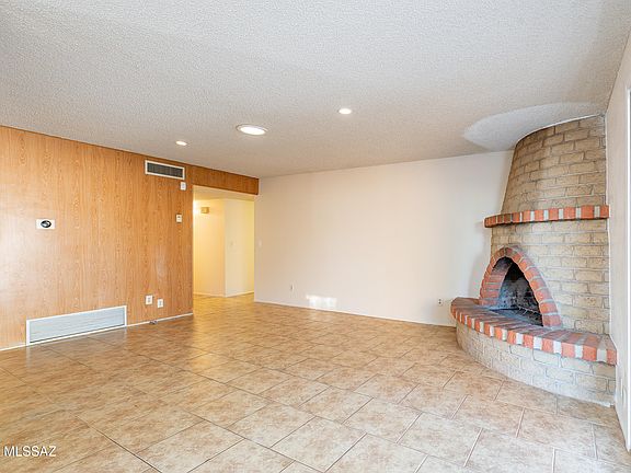 3rd image of 3485 W Horizon Hills Dr