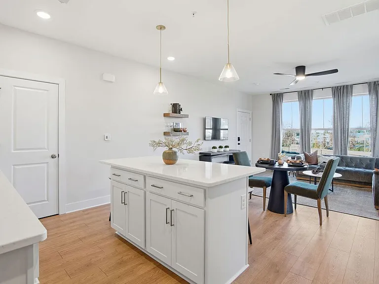 6919 Cosby Village Ter — Photo 10