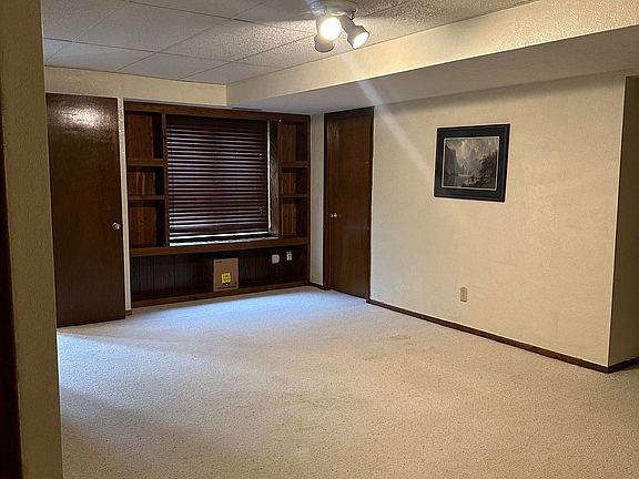4th image of 3009 Kensington Ct