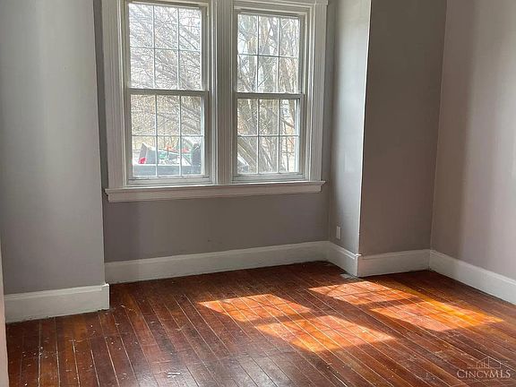 4th image of 1806 Cleveland Ave