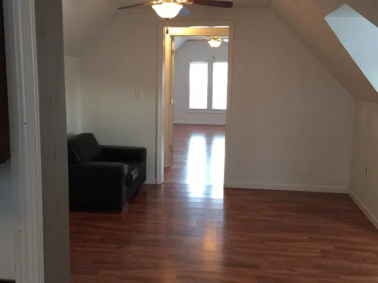 1507 Capouse Ave #3 — Photo 8