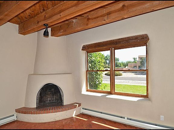 5th image of 3628 Mateo Prado NW