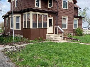 319 Sycamore St, Cambridge, IA 50046
