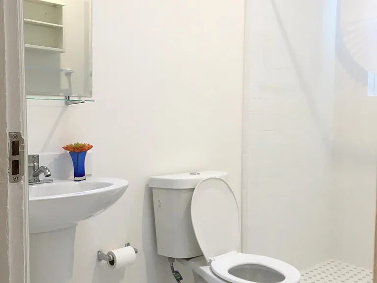 86 Sherman Pl — Photo 11
