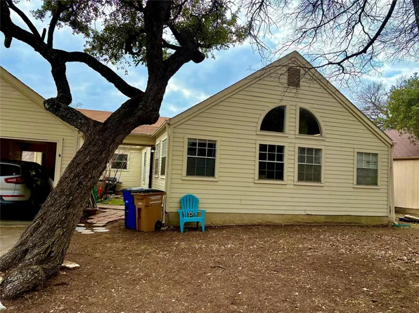 8811B Pineridge Dr #B, Austin, TX 78729