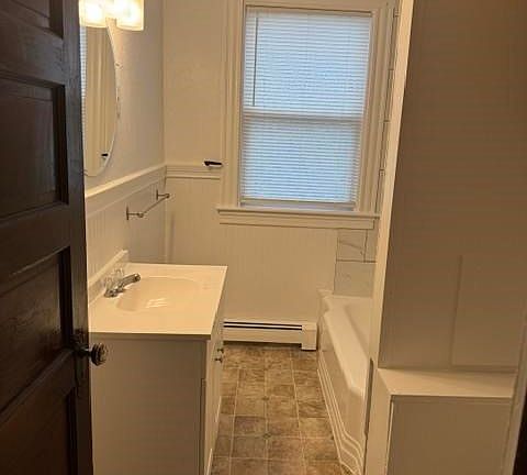 5th image of 6-6 Exeter St #8