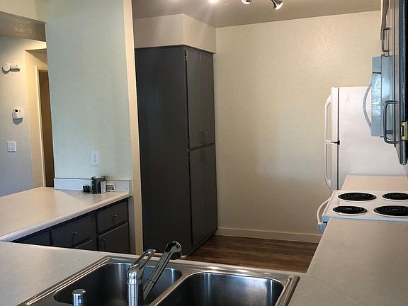 2nd image of 4701 NE 77th Ave APT 4A