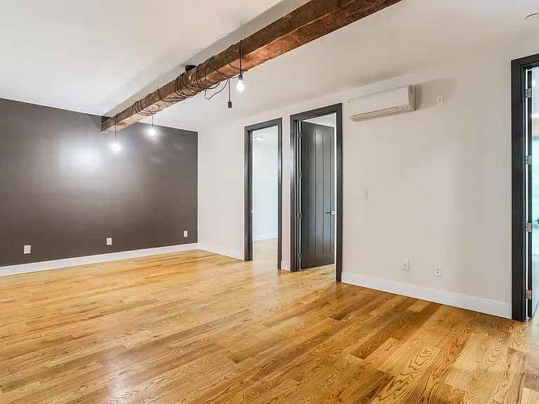 691 Chauncey St #3F — Photo 2