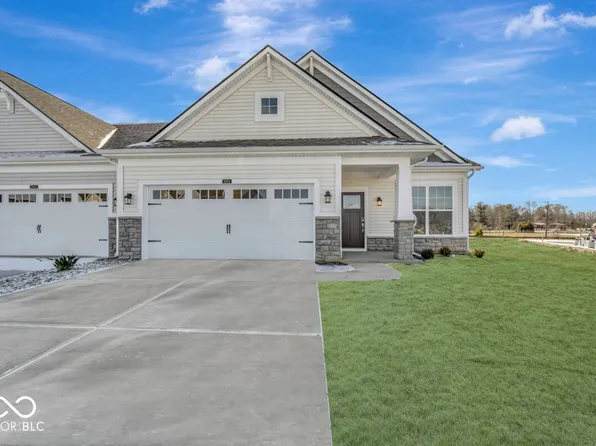 10601 Mangrove Dr, Indianapolis, IN 46239