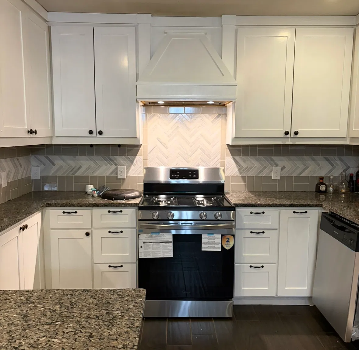 7 bed, 2069 sqft, $3,800 — Photo 3