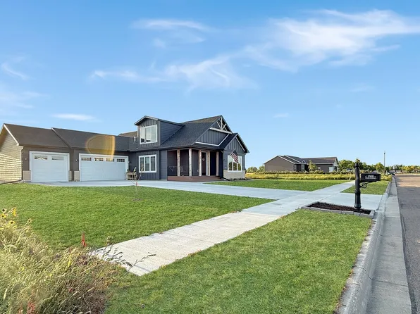 1508 Ellis Ave, Marshall, MN 56258