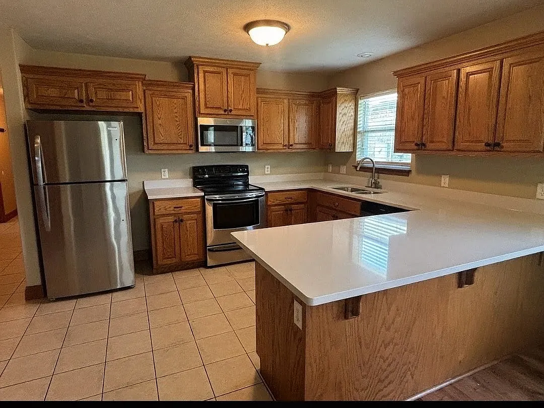 4701 Deerfield Drive — Photo 2