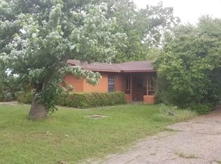 7029 Oak Park Dr, Richland Hills, TX 76118