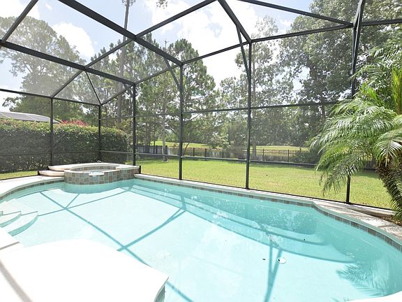 2nd image of 1036 Shadowmoss Cir