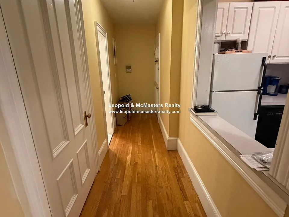 169 Beacon St #4