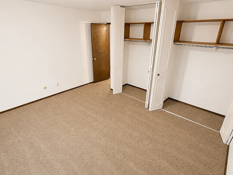 Mechanic Avenue Apartments — Photo 9