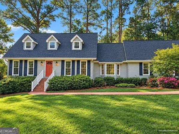 1508 Norwood Dr SW, Lilburn, GA 30047