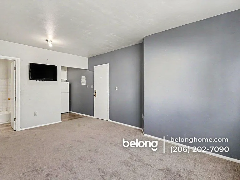 9454 17th Ave SW #205 — Photo 10