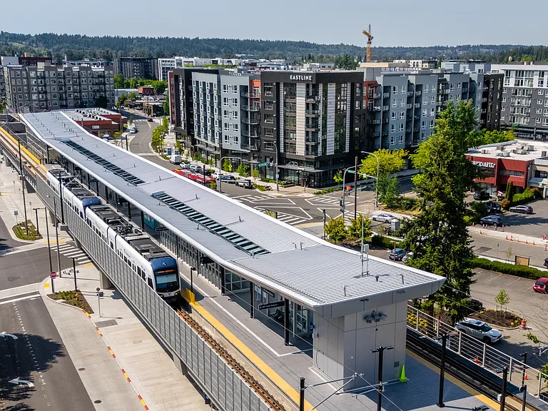 Eastline Central — Photo 70