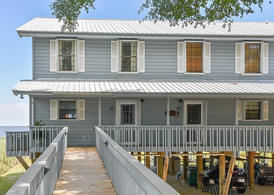 1st image of 202 Avenue B Unit B