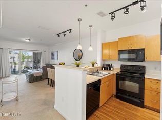 8290 GATE Parkway W #123, Jacksonville, FL 32216