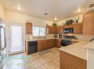 8928 Snowtrack Ave, Las Vegas, NV 89149