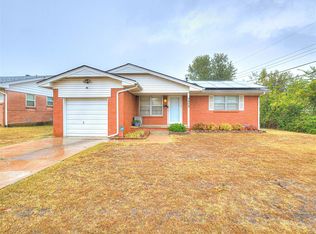 909 Holoway Dr, Midwest City, OK 73110