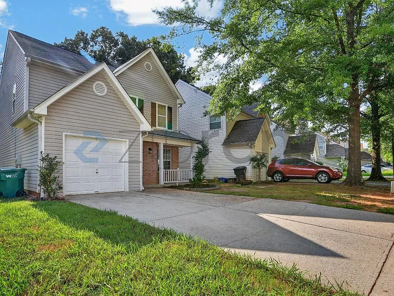 940 Melrose Park Pl — Photo 2