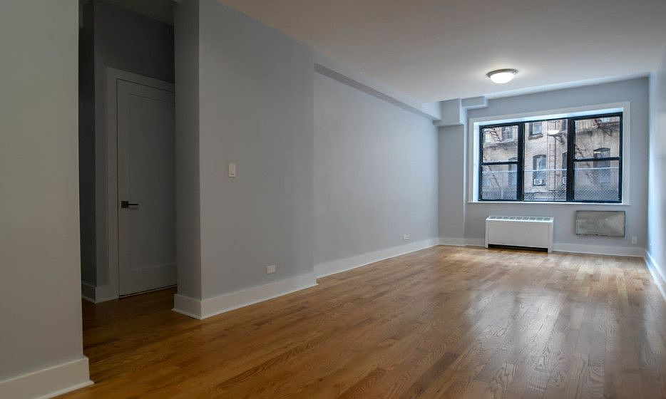 1st image of 2400 Webb Ave APT 1B