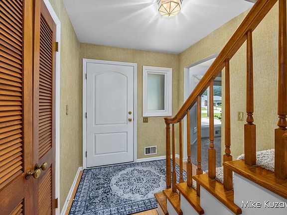 4th image of 1707 Millbank St SE