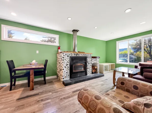 40157 Government Rd #39, Squamish, BC V8B 0G6